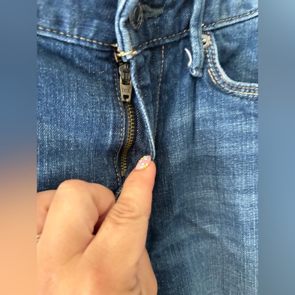 Banana Republic logo cuff crop Jean mid wash denim capri size 26 - Picture 5 of 10